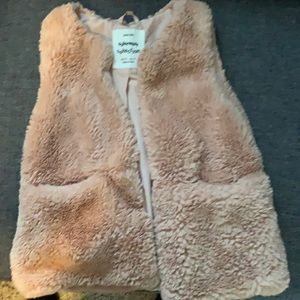 Fuzzy zara pink girls vest